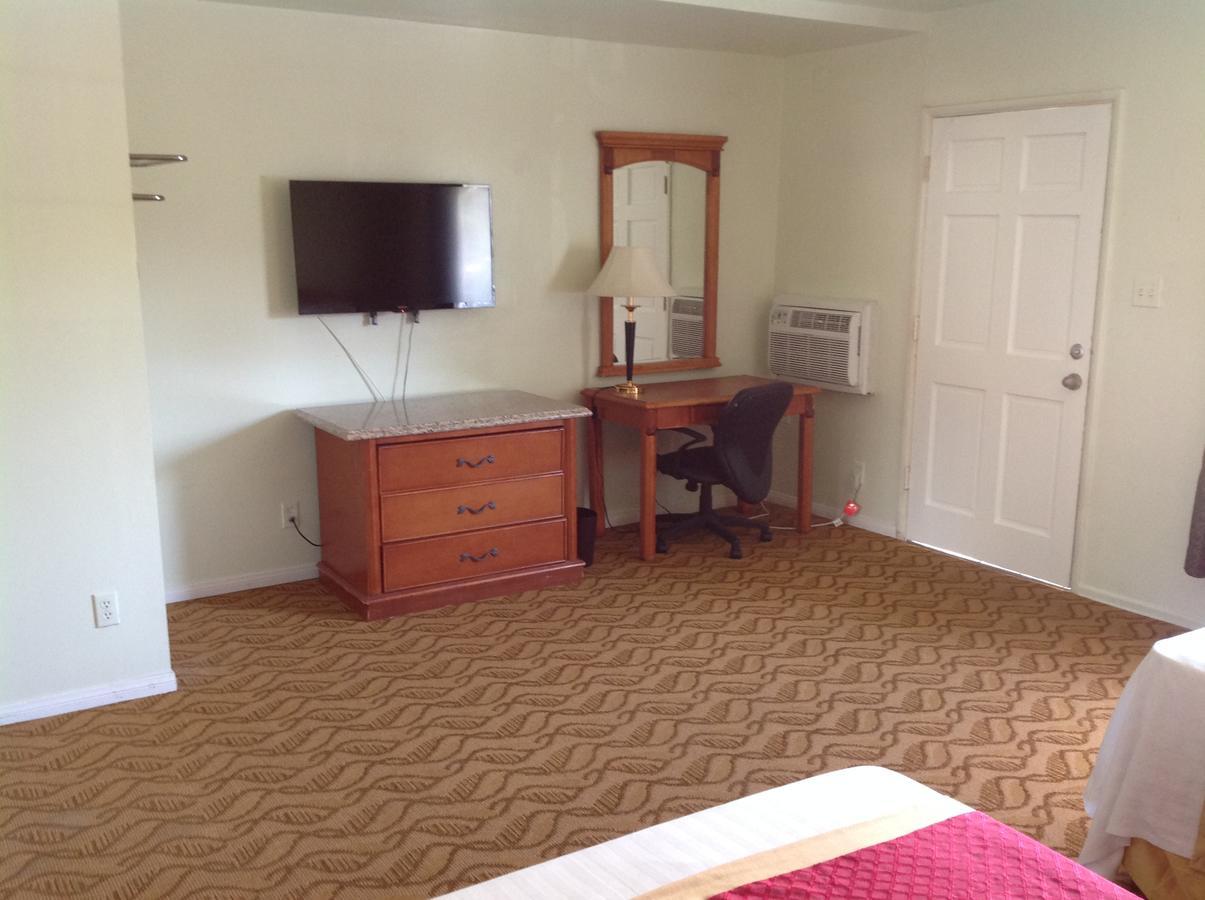 Elsinore Hotsprings Motel Lake Elsinore Bagian luar foto