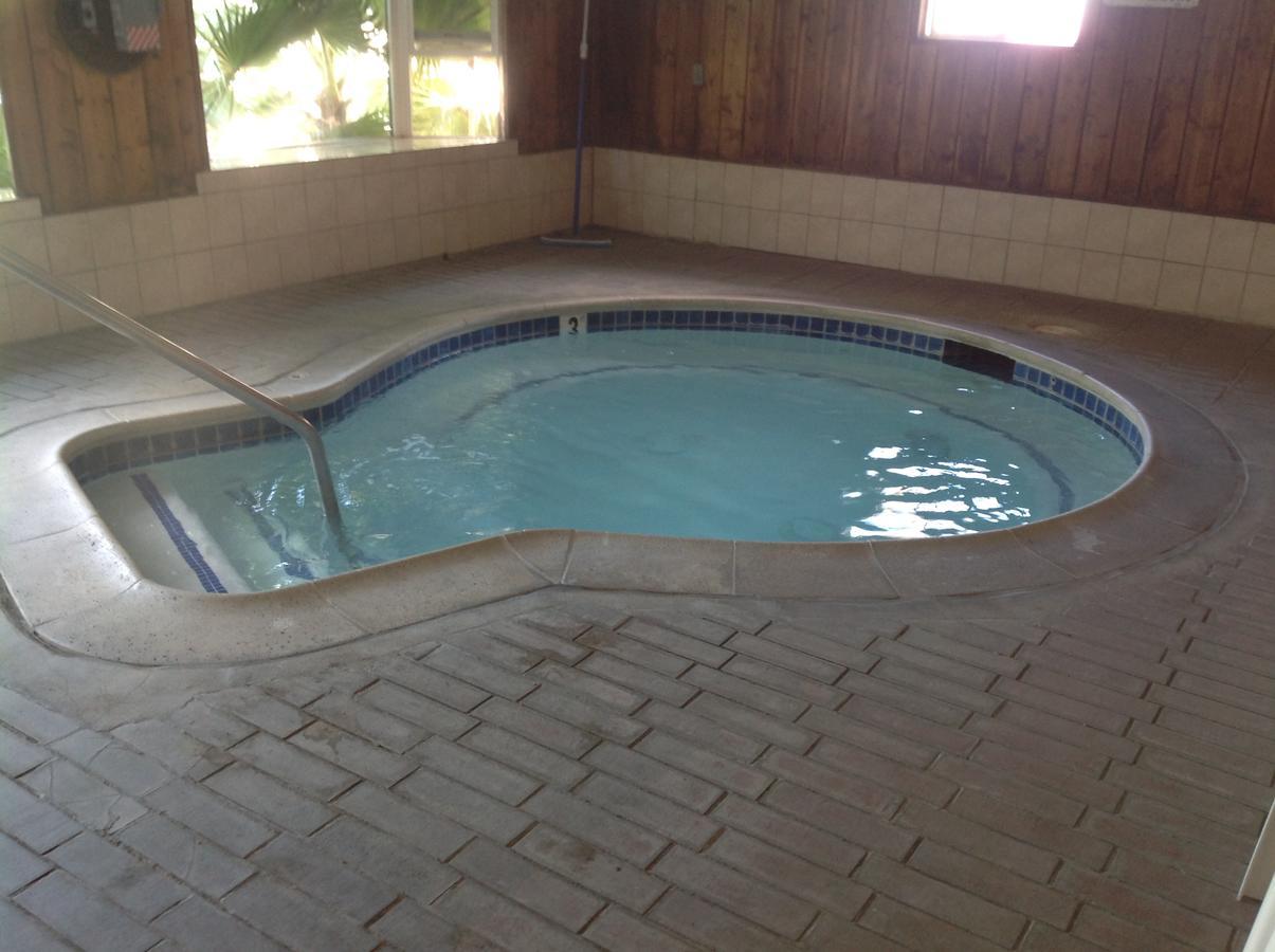 Elsinore Hotsprings Motel Lake Elsinore Bagian luar foto