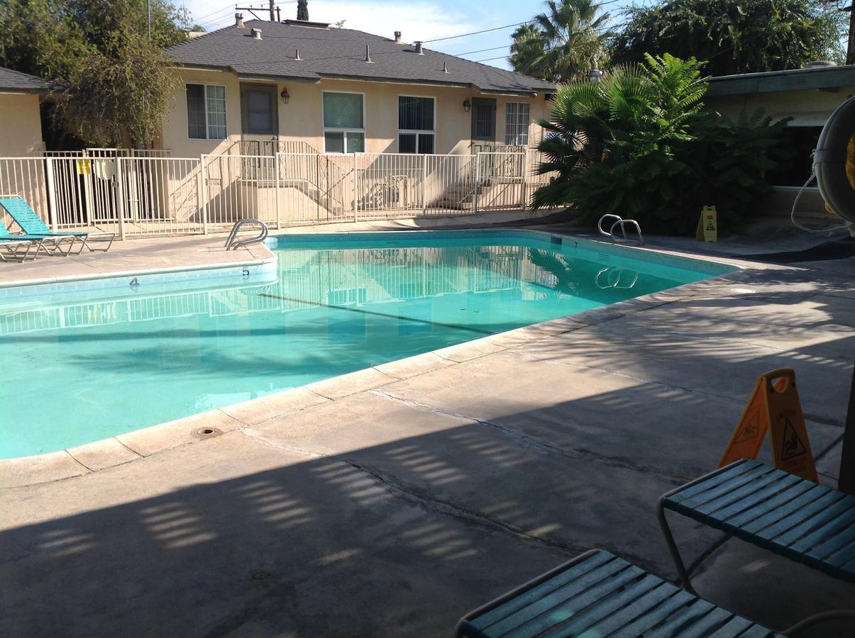 Elsinore Hotsprings Motel Lake Elsinore Bagian luar foto